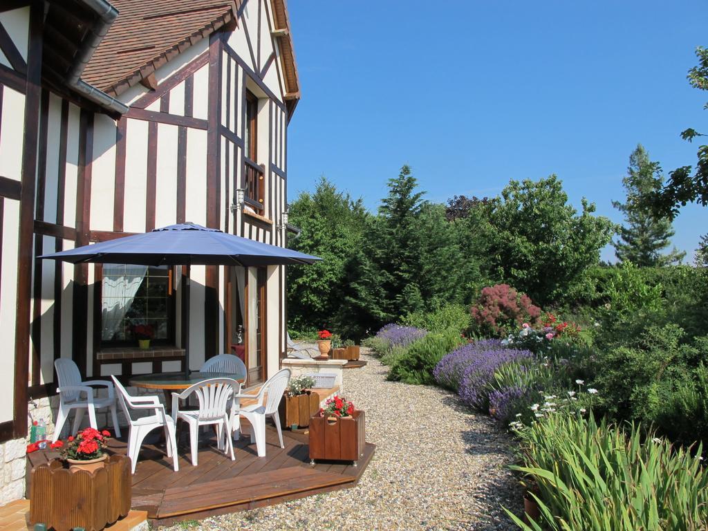 Bed and Breakfast Le Mont D'Auge Canapville  Экстерьер фото